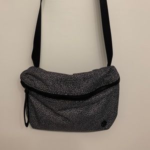 Lululemon crossbody bag